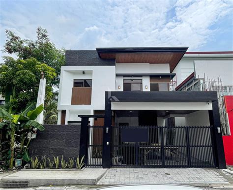 House for sale in Greenwoods Executive Village Pasig City .